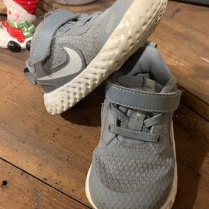 Nike Velcro sneakers